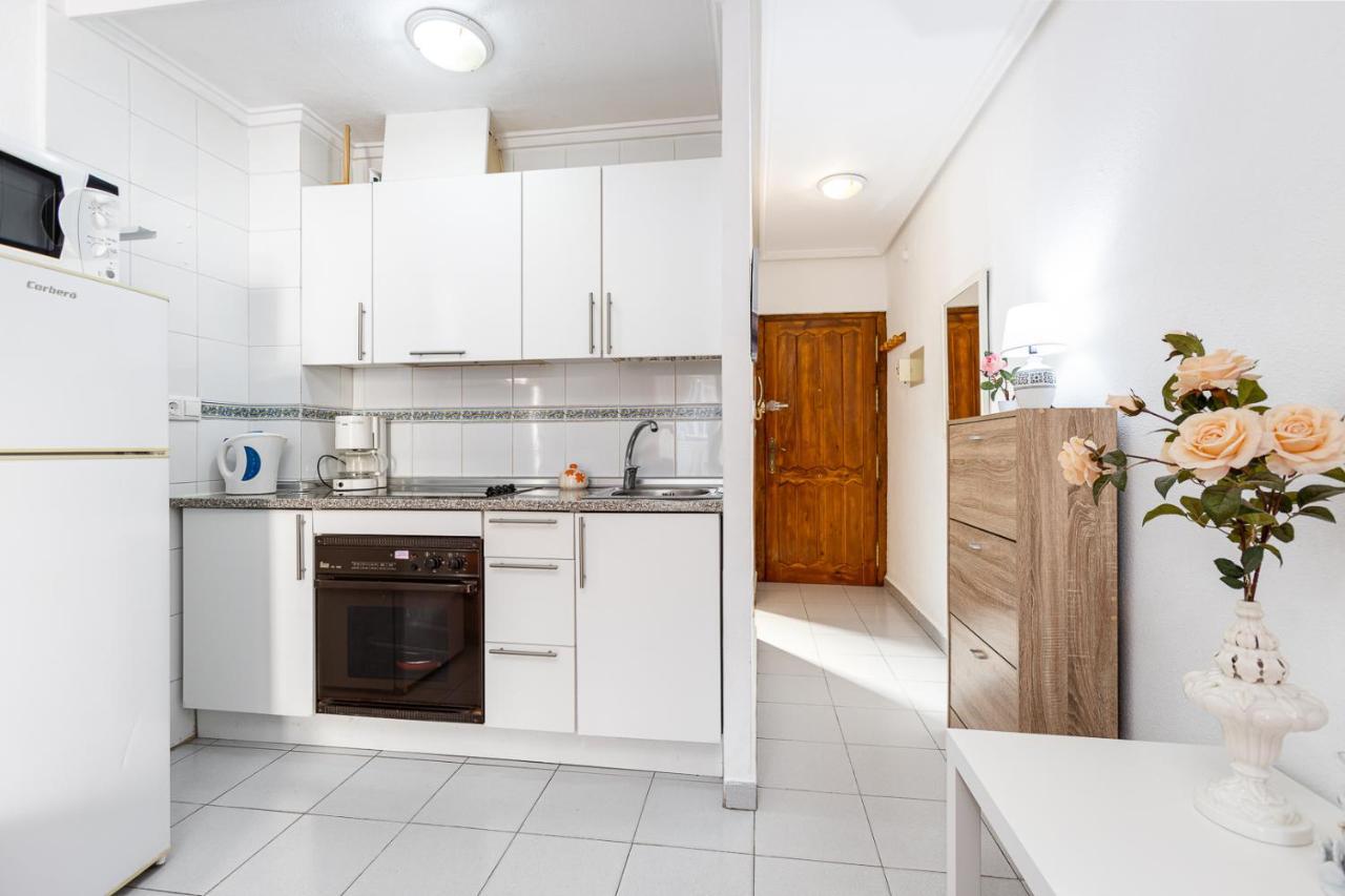 Apartment Studio Relax Almudena Torrevieja Luaran gambar